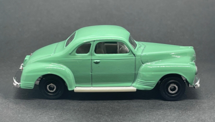 Машинка Велике Місто Matchbox 1941 Plymouth Coupe Showroom 1:64 HLC49 Green - Retromagaz, image 4