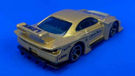 Машинка Базовая Hot Wheels Liberty Walk LB Super Silhouette Nissan Silvia (S15) Modified 1:64 HKK47 Gold - Retromagaz, image 3