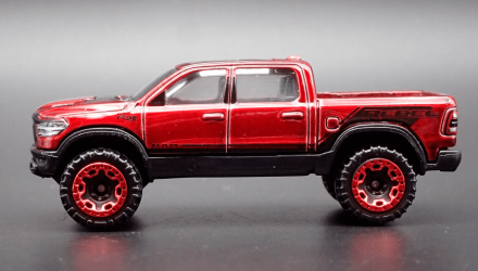 Машинка Базова Hot Wheels 2020 RAM 1500 Rebel Hot Trucks 1:64 HCX93 Red - Retromagaz, image 3