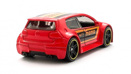 Машинка Базовая Hot Wheels Volkswagen Golf GTI MOMO Volkswagen 1:64 FYD58 Red - Retromagaz, image 3