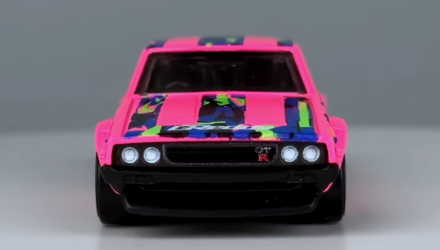 Тематична Машинка Hot Wheels Nissan Skyline 2000GT-R Neon Speeders 1:64 HLH72/HRW69 Pink - Retromagaz, image 5