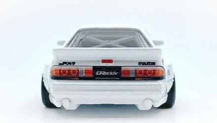 Машинка Premium Hot Wheels Mazda RX7 FC Pandem Ronin Run 1:64 HCJ86 White - Retromagaz, image 6