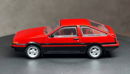 Машинка Premium Tarmac Works Toyota Sprinter Trueno (AE86) J Collection 1:64 Red Black - Retromagaz, image 3