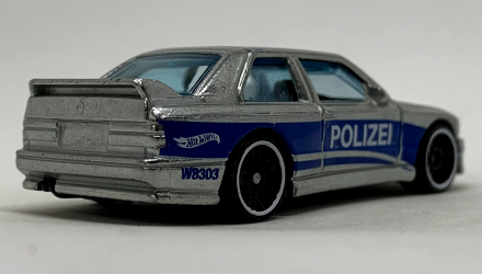 Машинка Базова Hot Wheels '92 BMW M3 Zamac Rescue 1:64 GHG45 Silver - Retromagaz, image 3