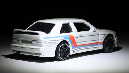 Тематическая Машинка Hot Wheels '92 BMW M3 BMW 1:64 DJM81 White - Retromagaz, image 3