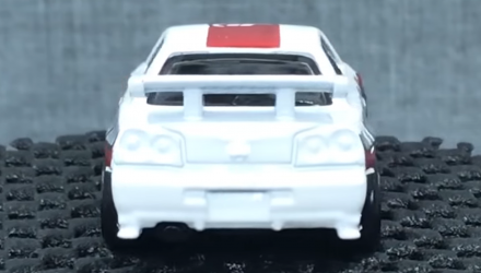 Тематическая Машинка Hot Wheels Nissan Skyline GT-R (R34) Gran Turismo 1:64 FKF27 White - Retromagaz, image 6