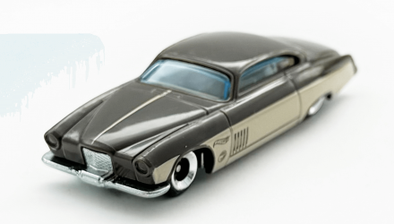 Машинка Базовая Hot Wheels Fish'd & Chip'd Treasure Hunts Designed By 1:64 JBC21 Brown - Retromagaz, image 1