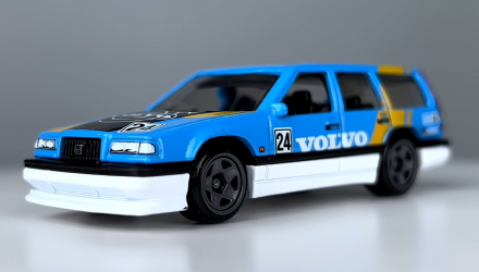 Тематическая Машинка Hot Wheels Volvo 850 Estate Hot Wagons 1:64 HWR56/HRR86 Blue - Retromagaz, image 2