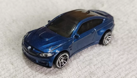 Машинка Базовая Hot Wheels BMW M4 Factory Fresh 1:64 DTX57 Dark Blue - Retromagaz, image 2