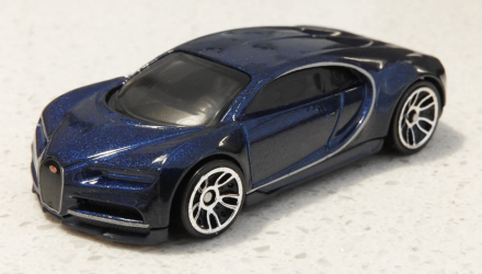 Машинка Базовая Hot Wheels '16 Bugatti Chiron Exotics 1:64 FYB49 Metallic Blue - Retromagaz, image 2