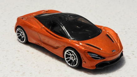 Машинка Базовая Hot Wheels McLaren 720S Factory Fresh 1:64 DTW83 Orange - Retromagaz, image 5