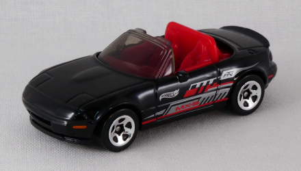 Машинка Базовая Hot Wheels '91 Mazda MX-5 Miata J-Imports 1:64 HTC47 Black - Retromagaz, image 1