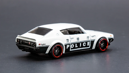 Машинка Базовая Hot Wheels Nissan Skyline 2000 GT-R Police Rescue 1:64 FYC81 White - Retromagaz, image 3