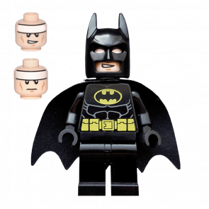 Фігурка Lego DC Batman with Yellow Belt and Crest Type 2 Cowl Super Heroes sh0016a Б/У