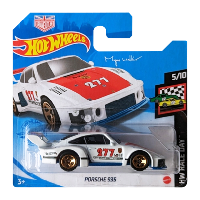 Машинка Базовая Hot Wheels Magnus Walker Urban Outlaw Porsche 935 Race Day 1:64 GRX60 White - Retromagaz