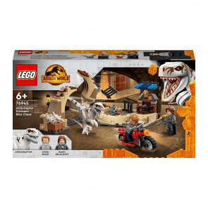 Конструктор Lego Переслідування Атроцираптора на Мотоциклі Jurassic World 76945 Новий