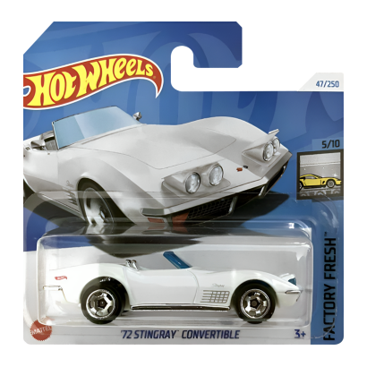 Машинка Базова Hot Wheels '72 Stingray Convertible Factory Fresh 1:64 HTC50 White - Retromagaz